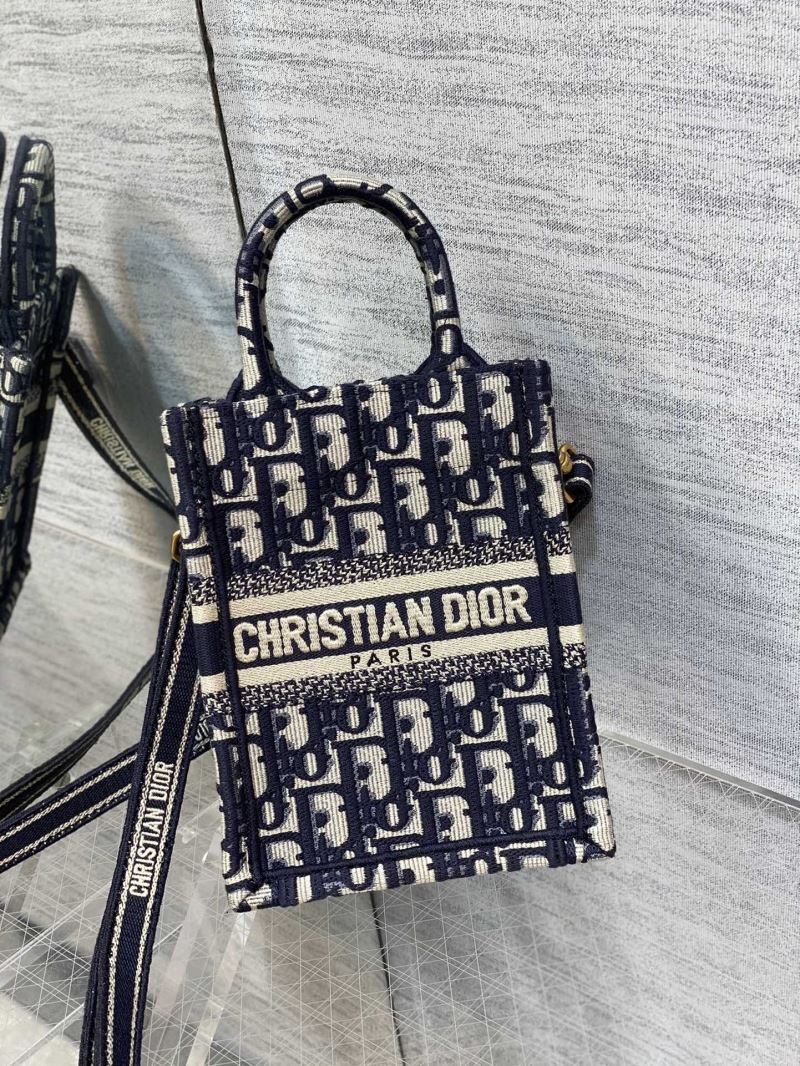 chr1st1an D10r shopping bags